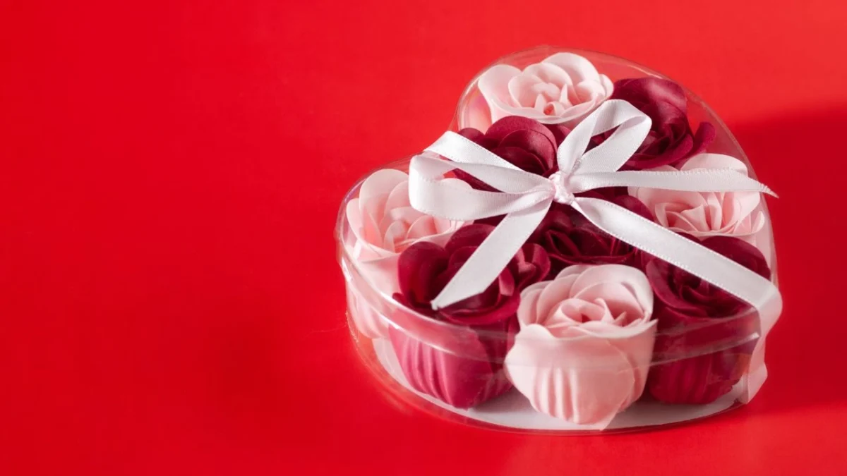 Kue Valentine Yang Unik