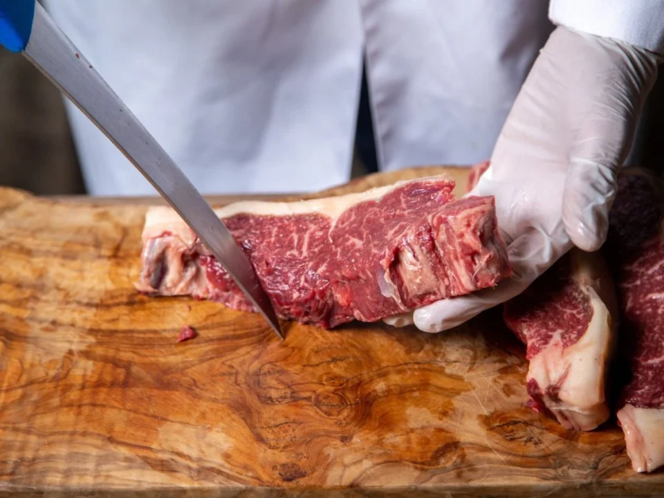 alat pemotong daging kurban